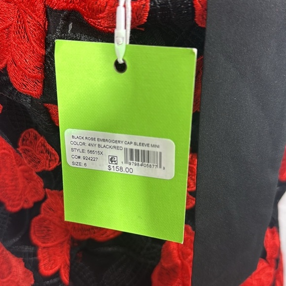 SAM EDELMAN BLACK RED ROSE EMBROIDERED MINI DRESS SIZE 6 - Picture 9 of 12